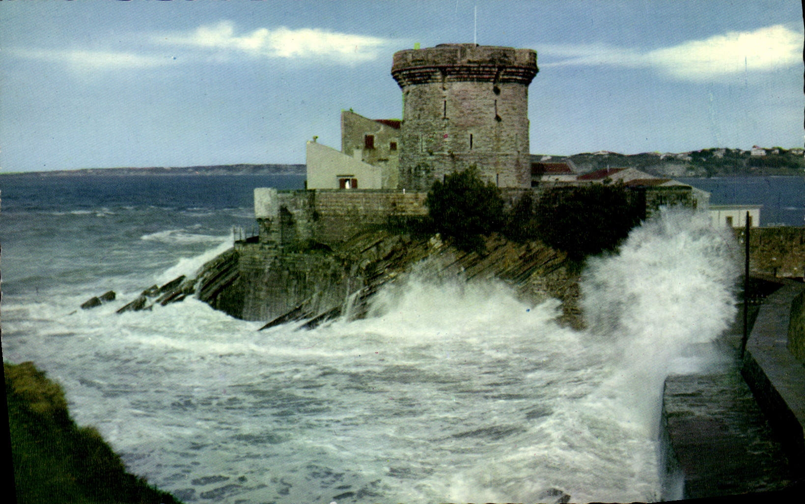 MODERN CARD Socoa the Fort