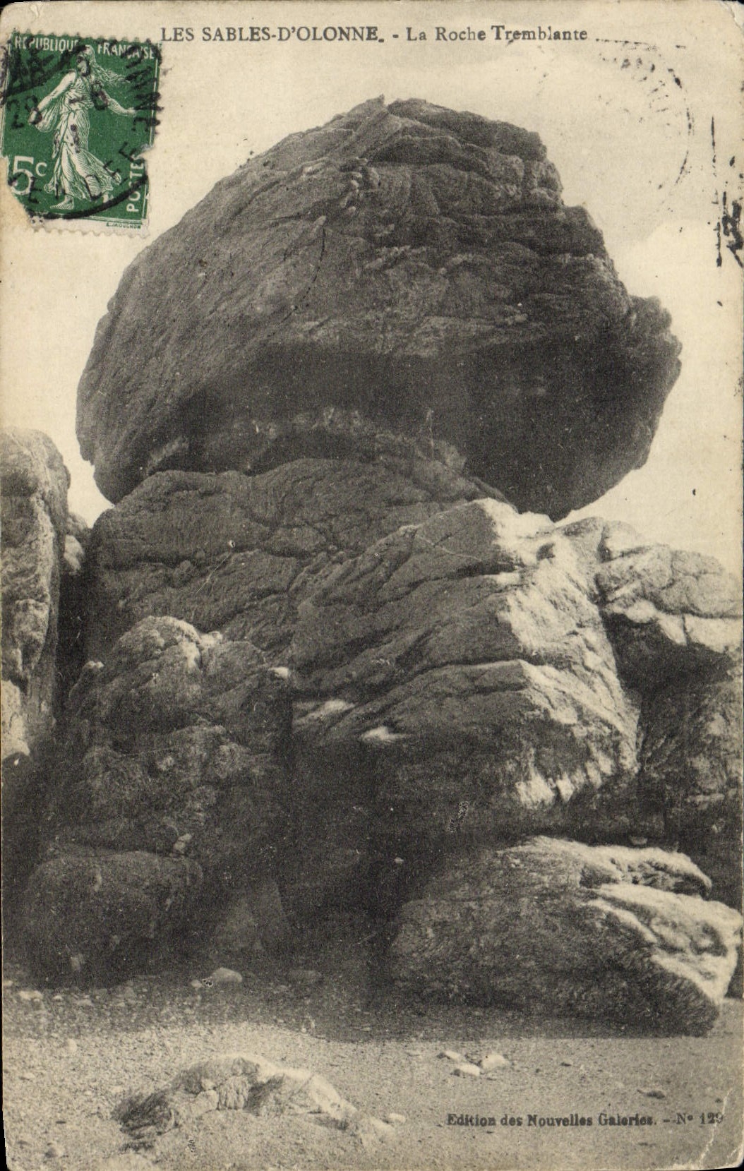 POSTAL de la VENDIMIA Sables d'Olonne la roca temblante