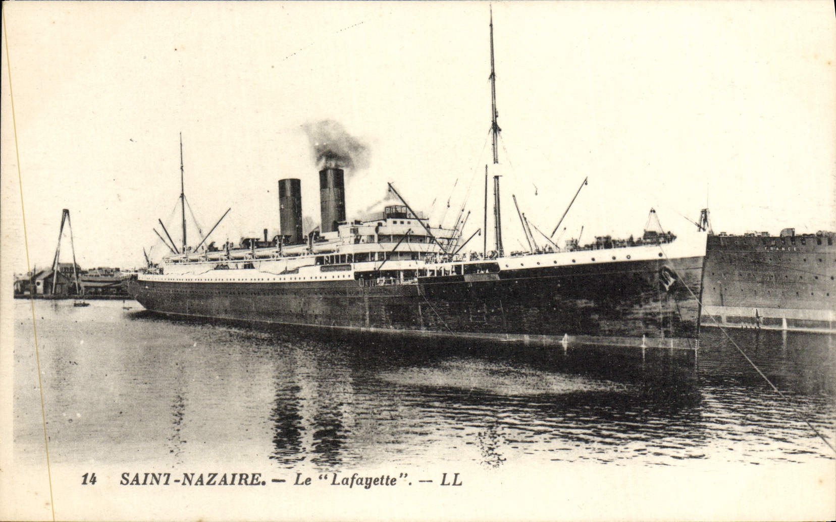 VINTAGE POSTCARD Saint Nazaire Lafayette