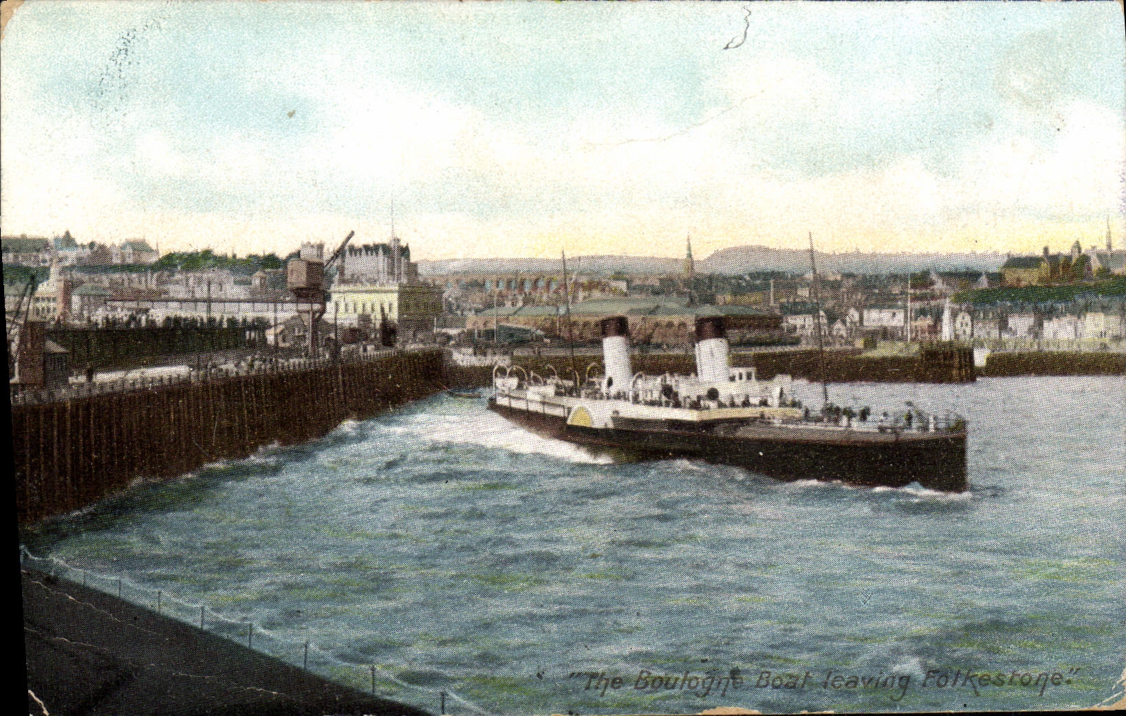 VINTAGE POSTCARD The Boulogne Boat Leaving Folkestone