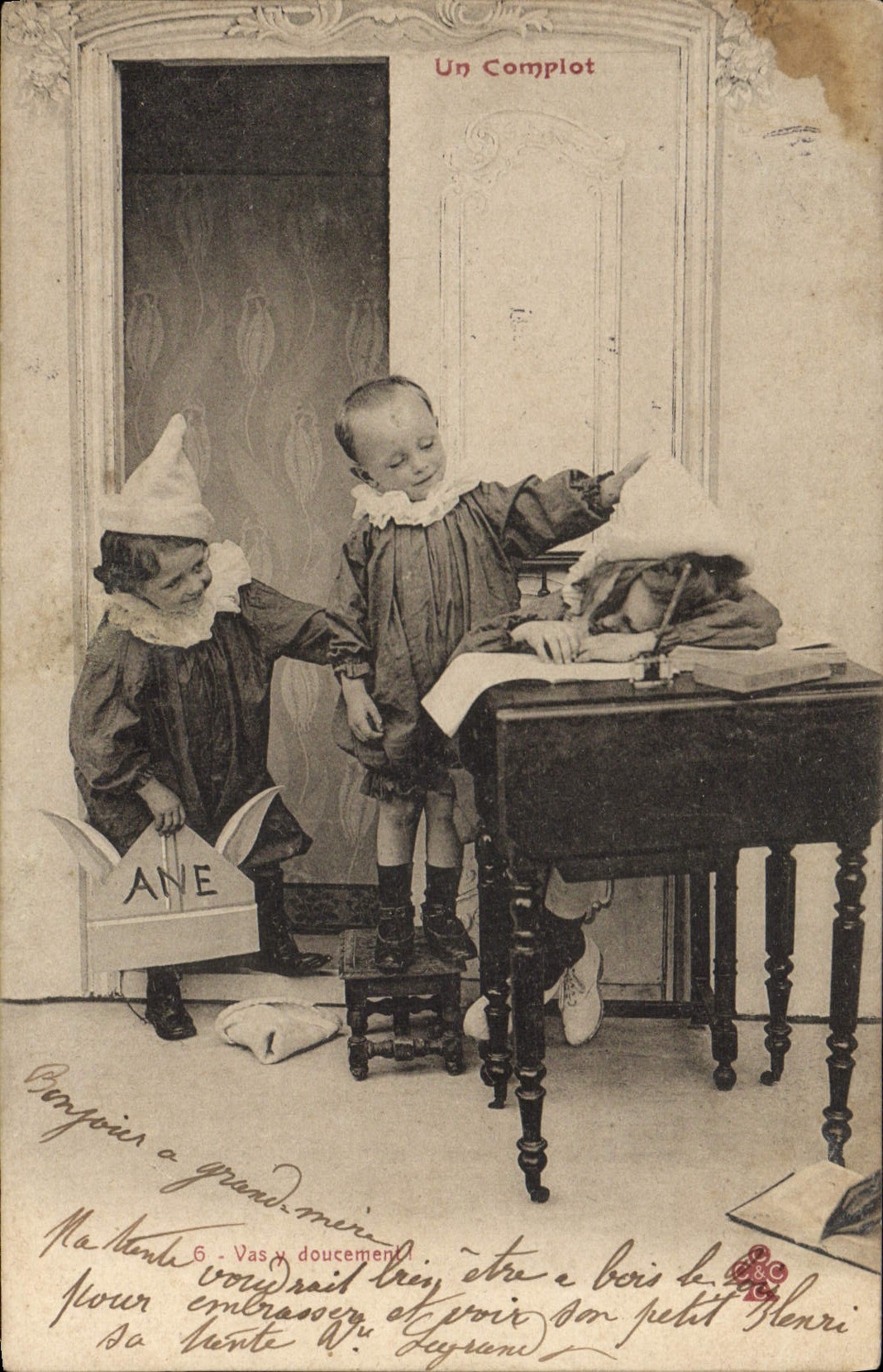 VINTAGE POSTCARD Fantaisie Children Go there Doucemert