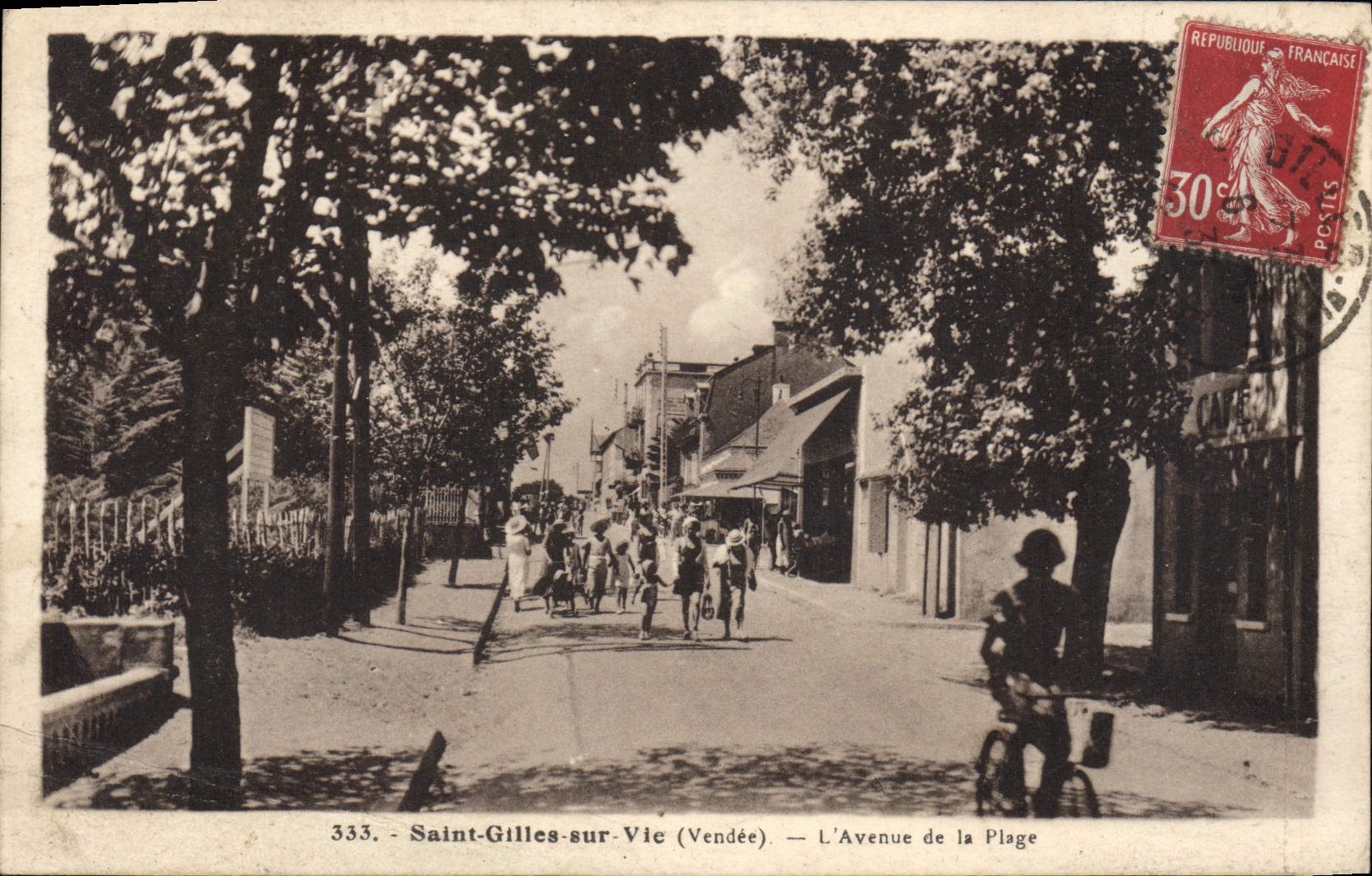 CPA Saint Gilles Sur Vic L'Avenue De La Plage