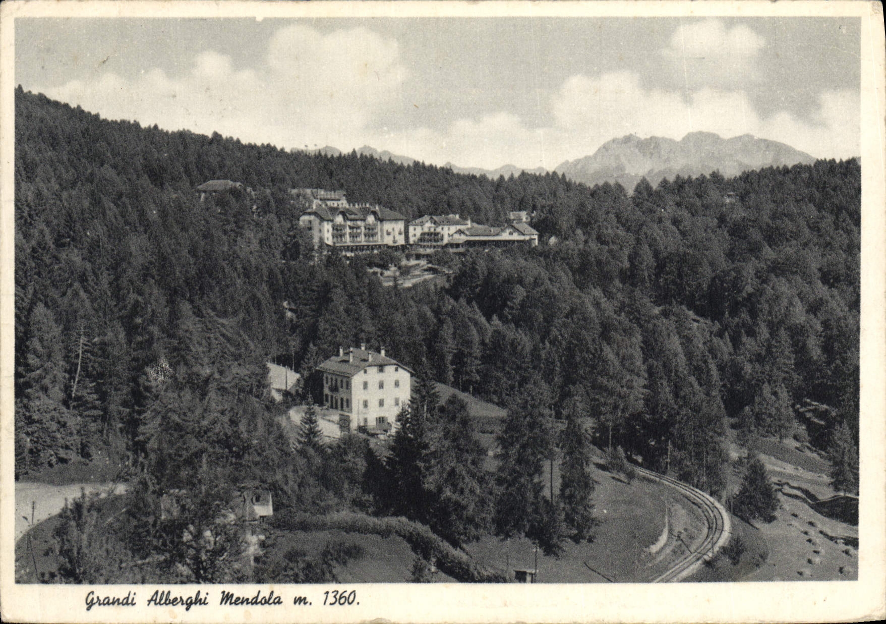 VINTAGE POSTCARD Grown Alberghi Mendale