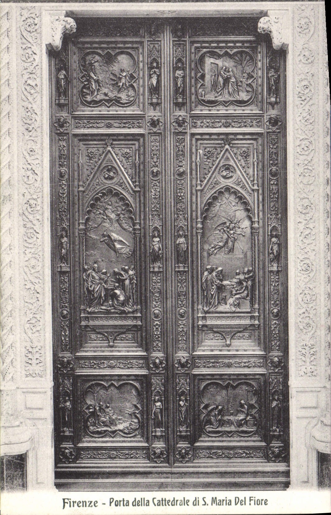 La POSTAL Firenze Porta de la VENDIMIA pavimentó a Cattedrale di S Maria Del Fiore