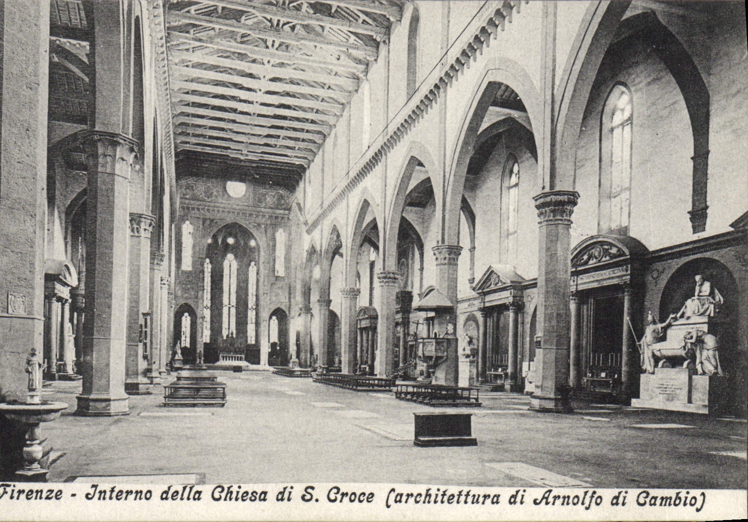 VINTAGE POSTCARD Firenze Interno Della Chiesa di S Croce