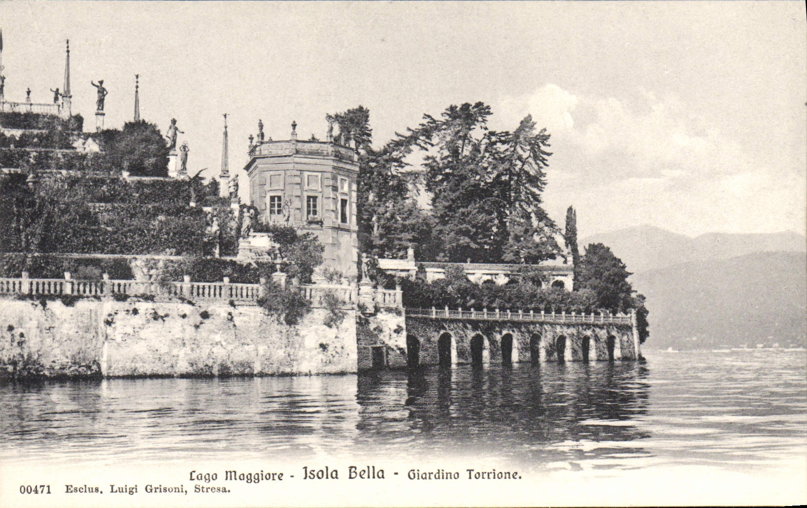 VINTAGE POSTCARD Lago Maggiore Isola Bleated Giardino Tarriane