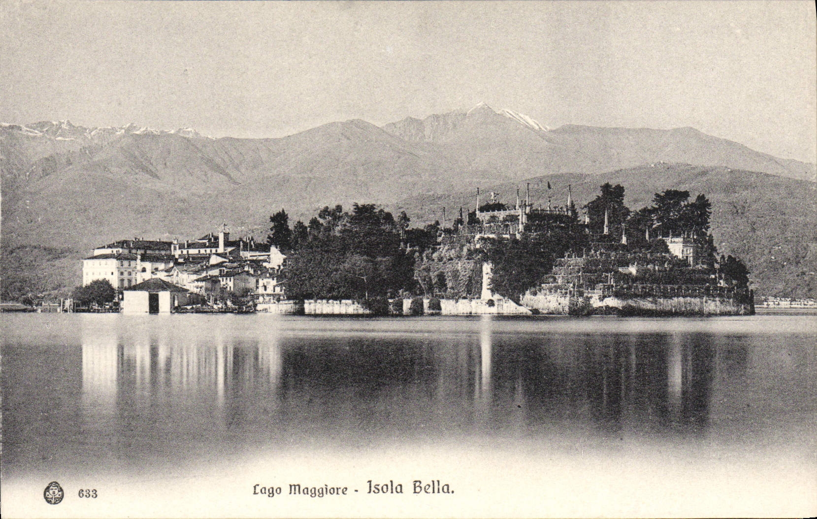 VINTAGE POSTCARD Isola Magiore Isola Bleated