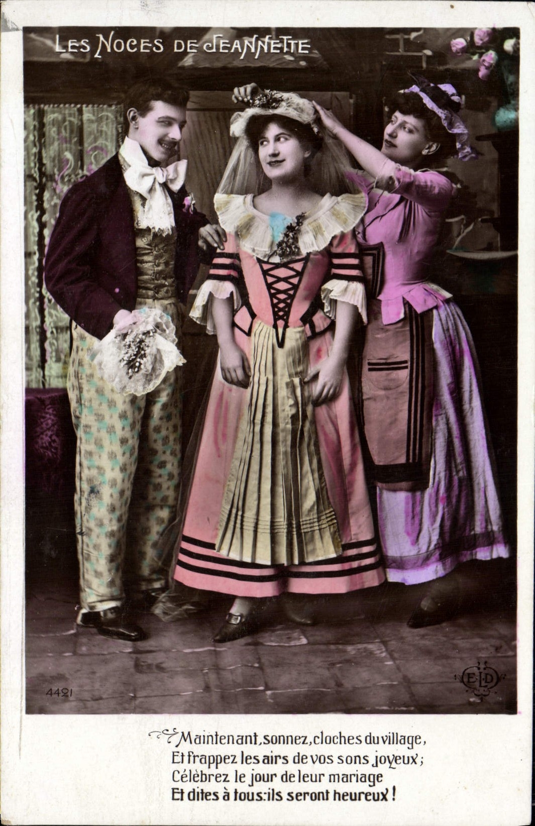 VINTAGE POSTCARD Fantasy Women weddings of Sleeve-board Marriage