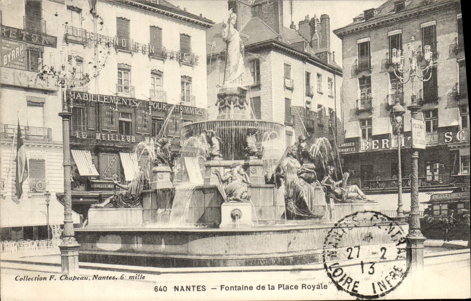 VINTAGE POSTCARD Nantes Fountain Of the Royal Place