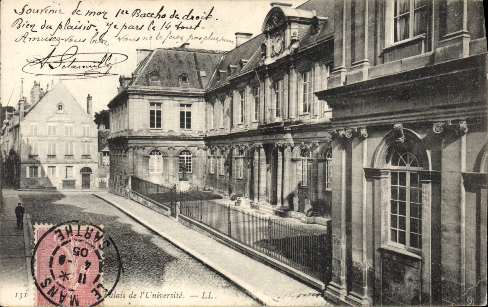 VINTAGE POSTCARD Mans Palate De I' Universite