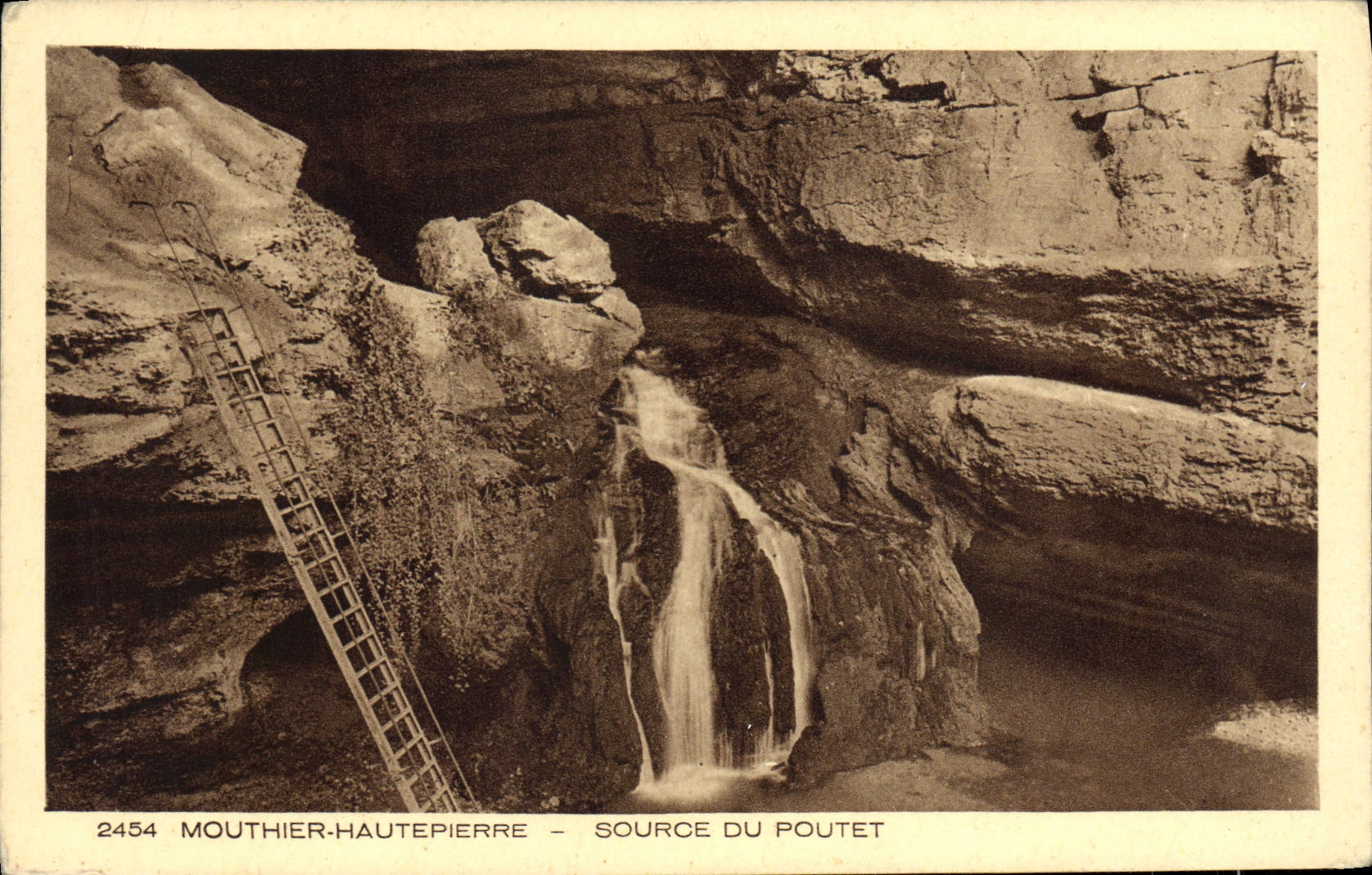 VINTAGE POSTCARD Mouthier Hautepierre Source Of Poutet