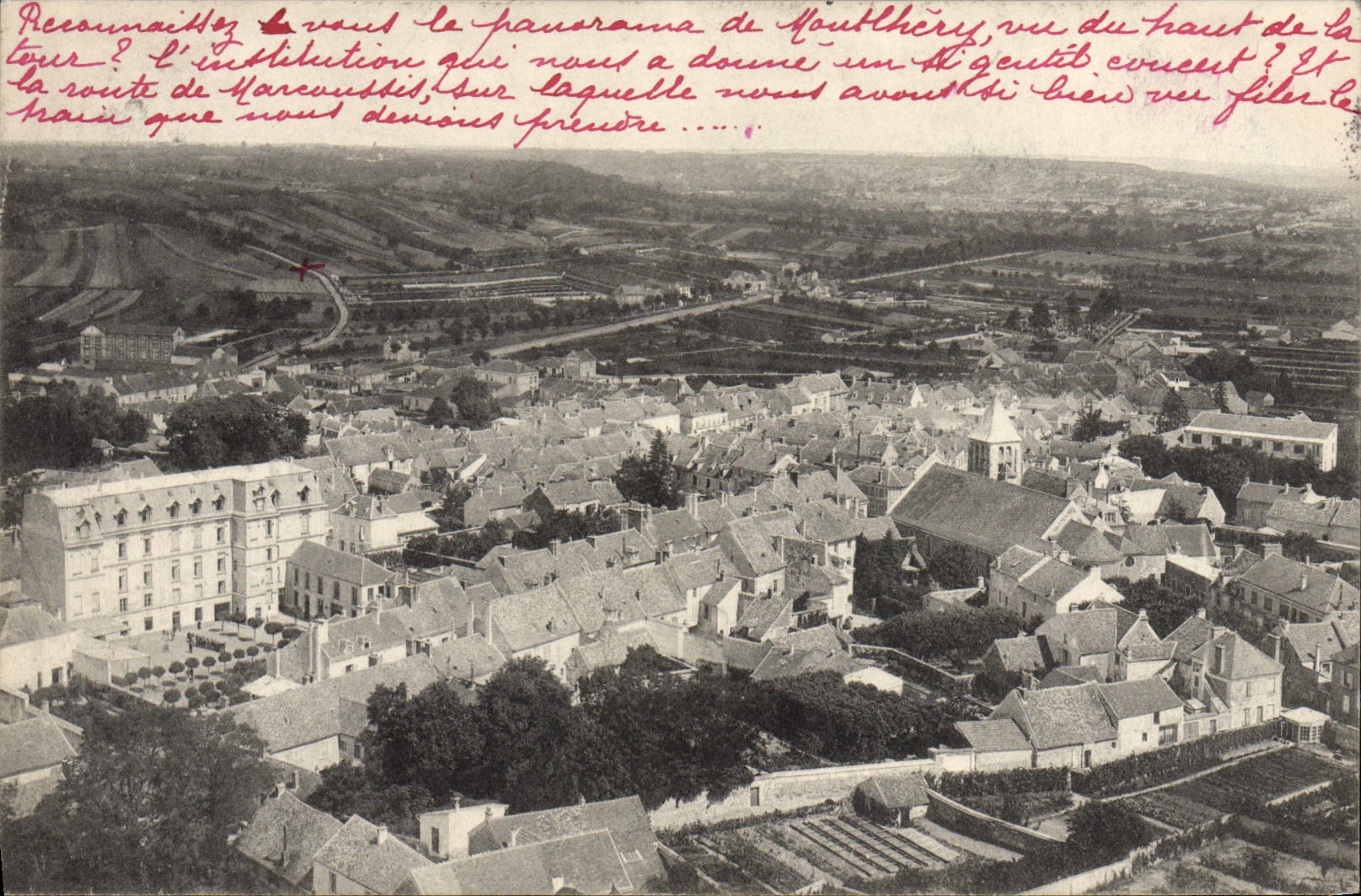 VINTAGE POSTCARD Montlhery