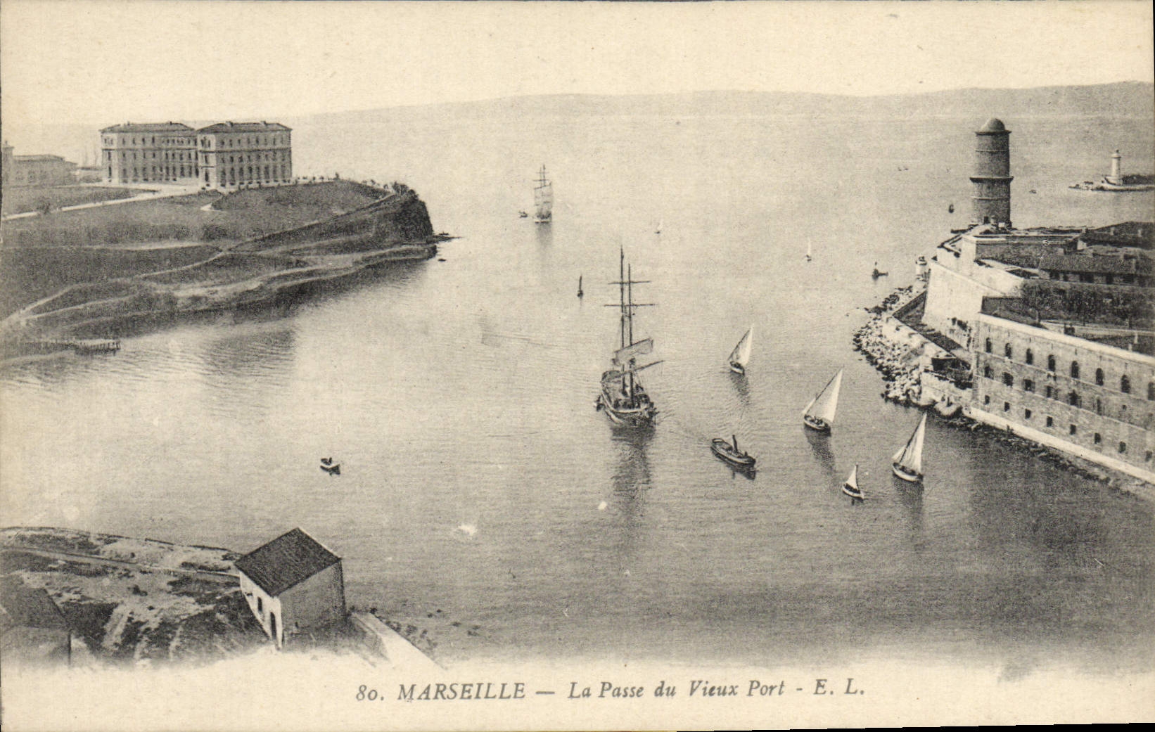 CPA Marseille La passe du Vieux port 