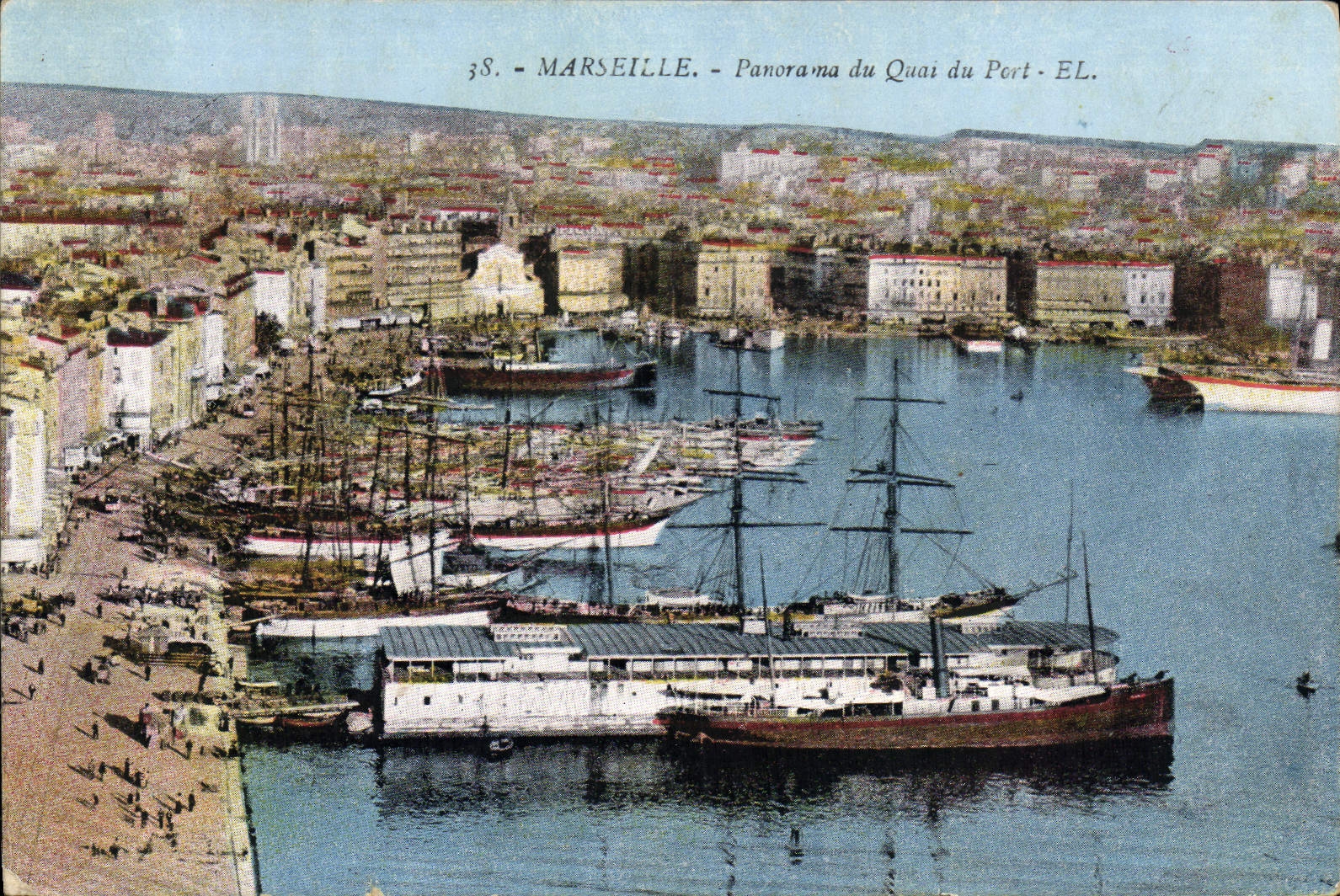 CPA Marseille Panorama du quai du port Bateaux