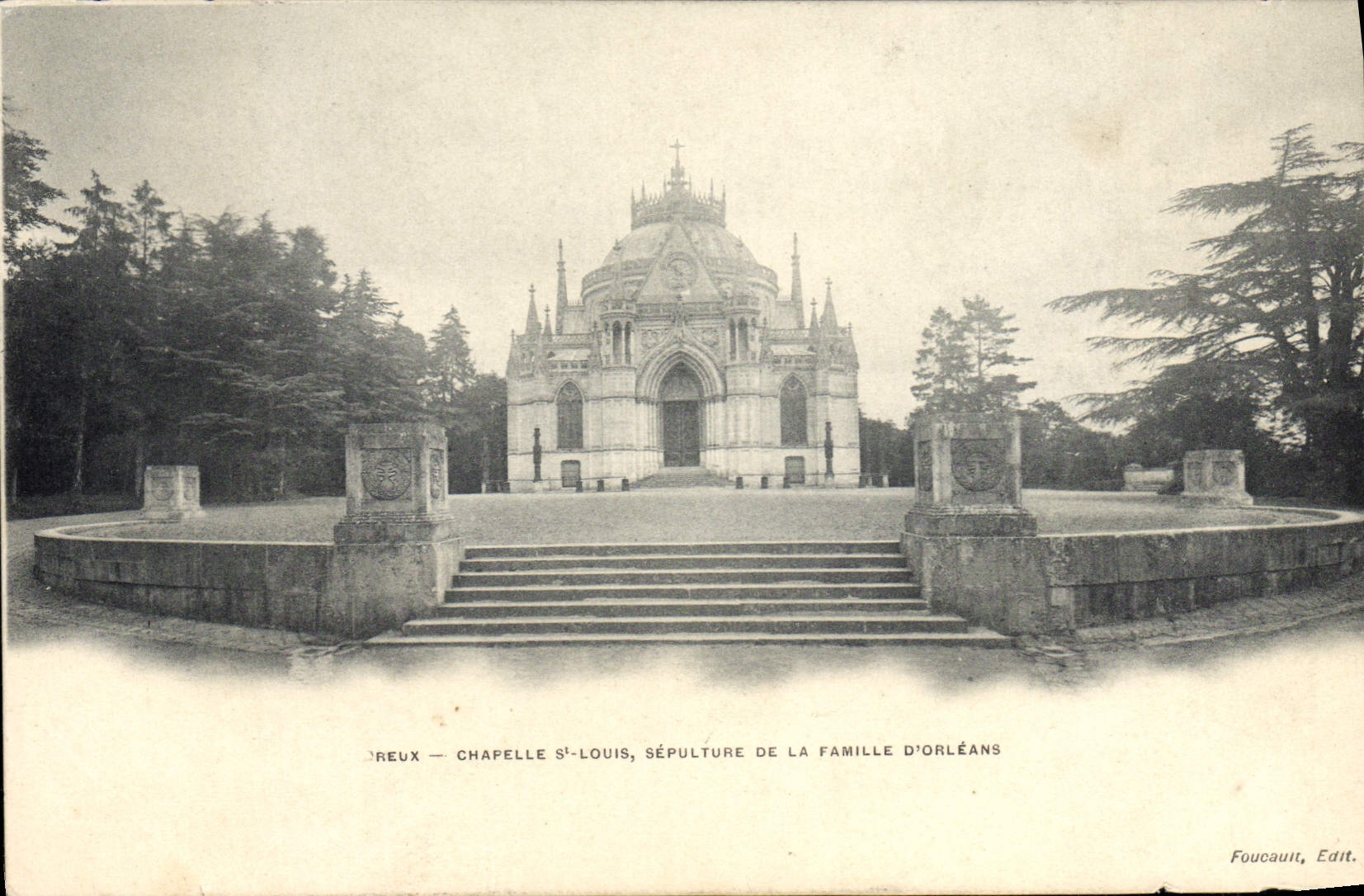 CPA Dreux Chapelle St Louis Sepulture De La Famille d'Orleans