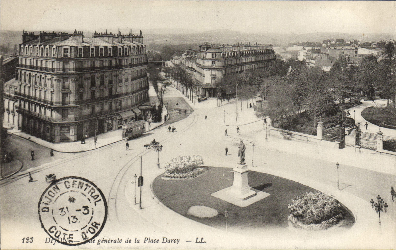 VINTAGE POSTCARD Dijon View Of the Place Darcy