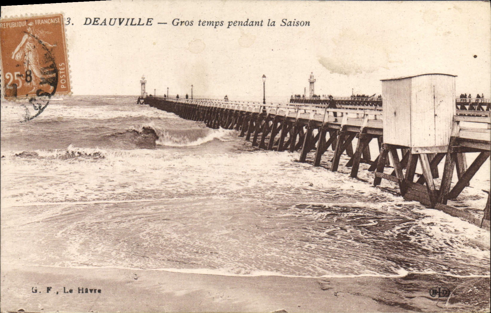 Tiempo pesado de Deauville de la POSTAL de la VENDIMIA durante la estación