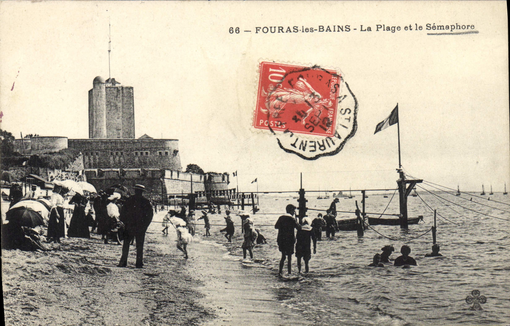VINTAGE POSTCARD Fouras Les Bains the Beach And the Semaphore
