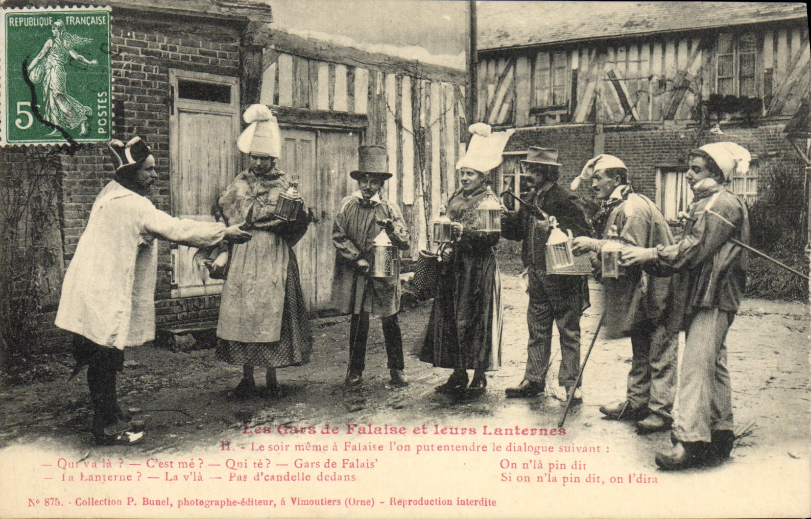 CPA Falaise Et Leurs Lanternes Folklore