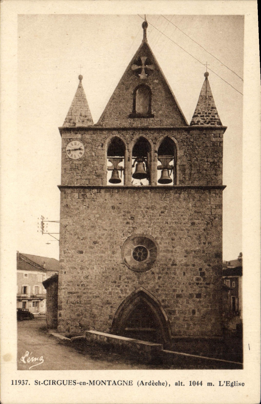 VINTAGE POSTCARD St Cirgues In Mountain