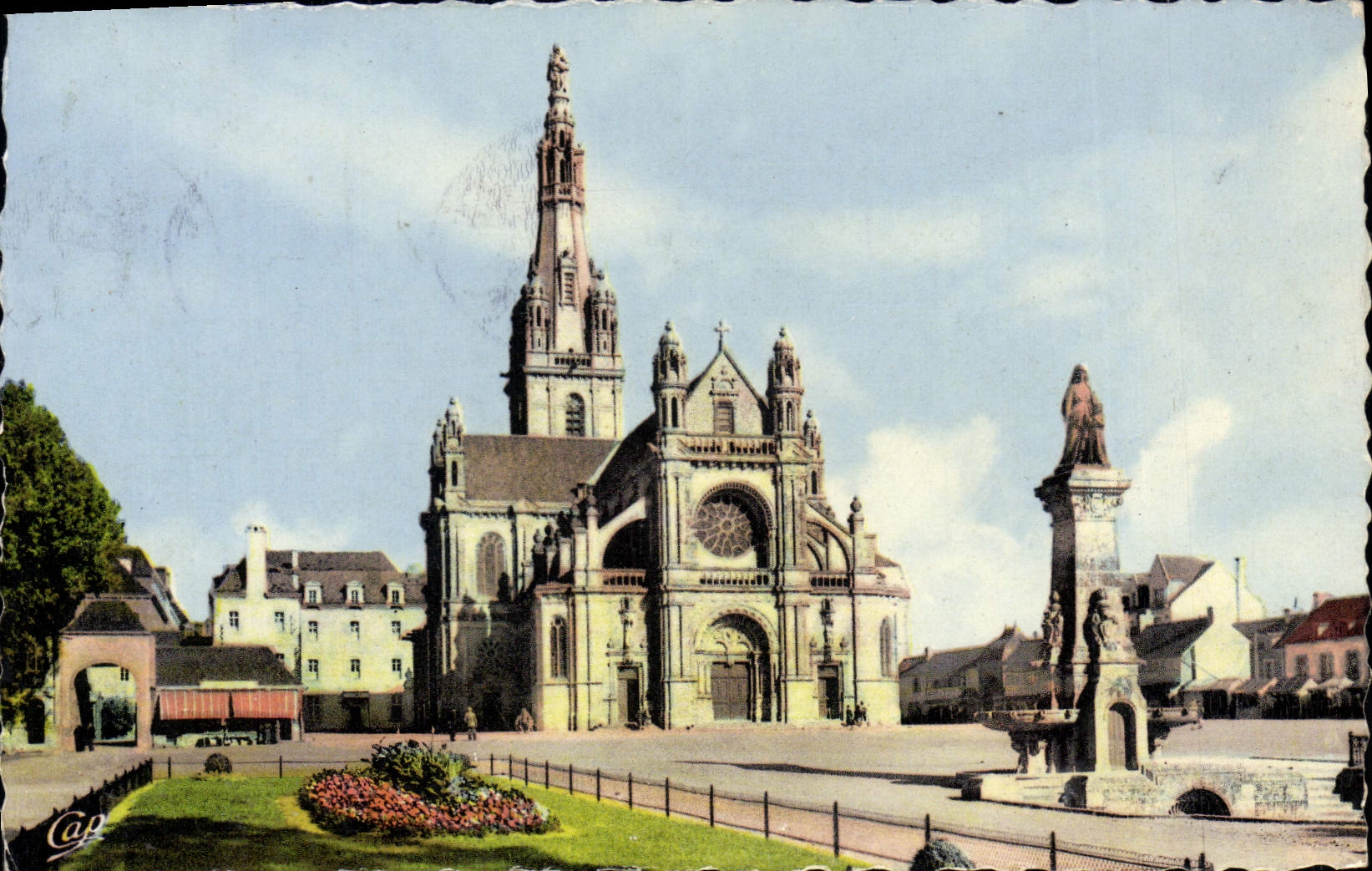 MODERN CARD co. Anne D' Auray the Fountain And the Basilica