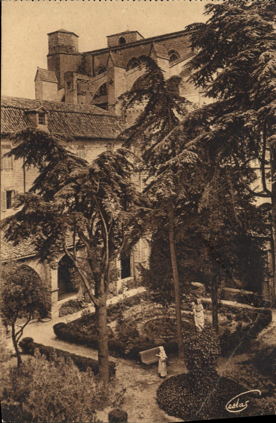 VINTAGE POSTCARD Holy maximin Convent