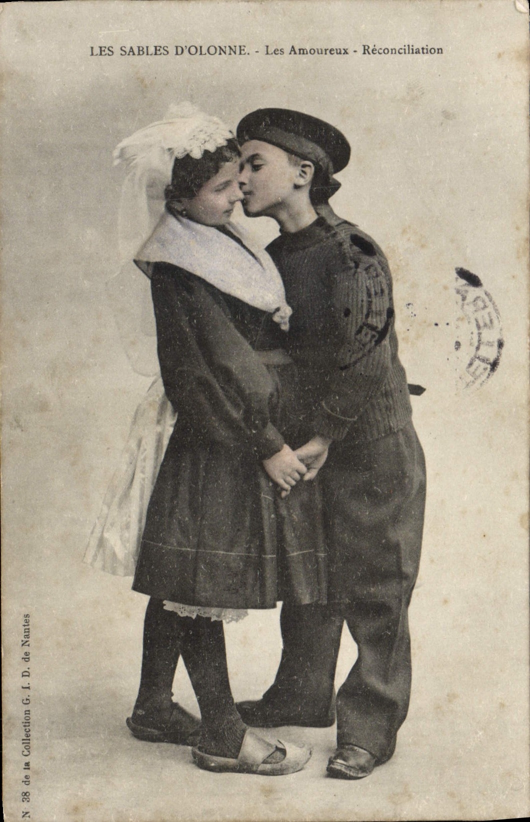 POSTAL de la VENDIMIA Sables d'Olonne en niños de la reconciliación del amor