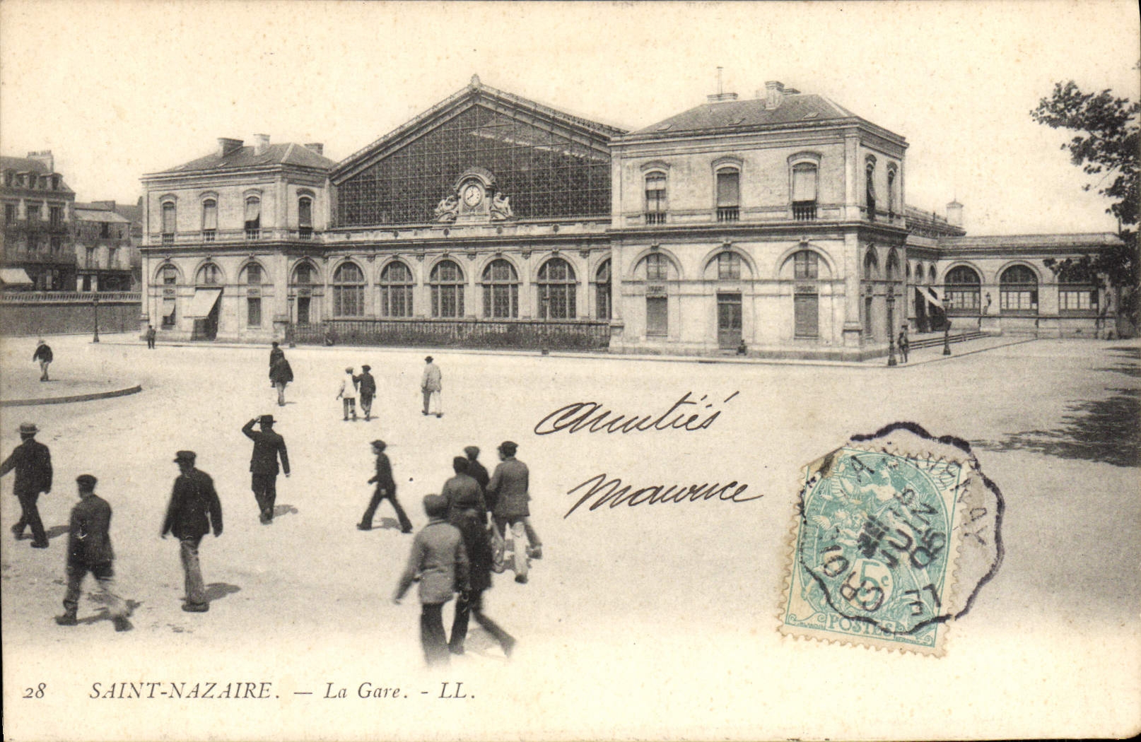 VINTAGE POSTCARD Saint Nazaire Train station