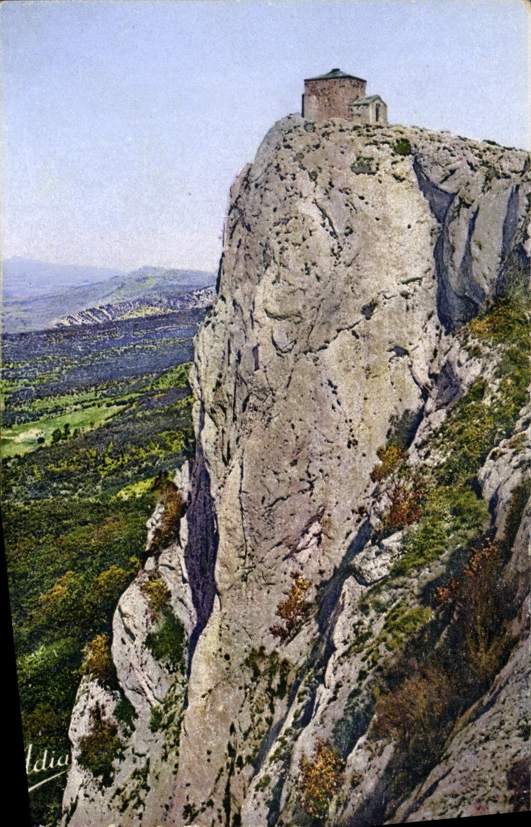 CPA La Sainte Baume Le Saint Pilon Avec Vue Sur La Plaine