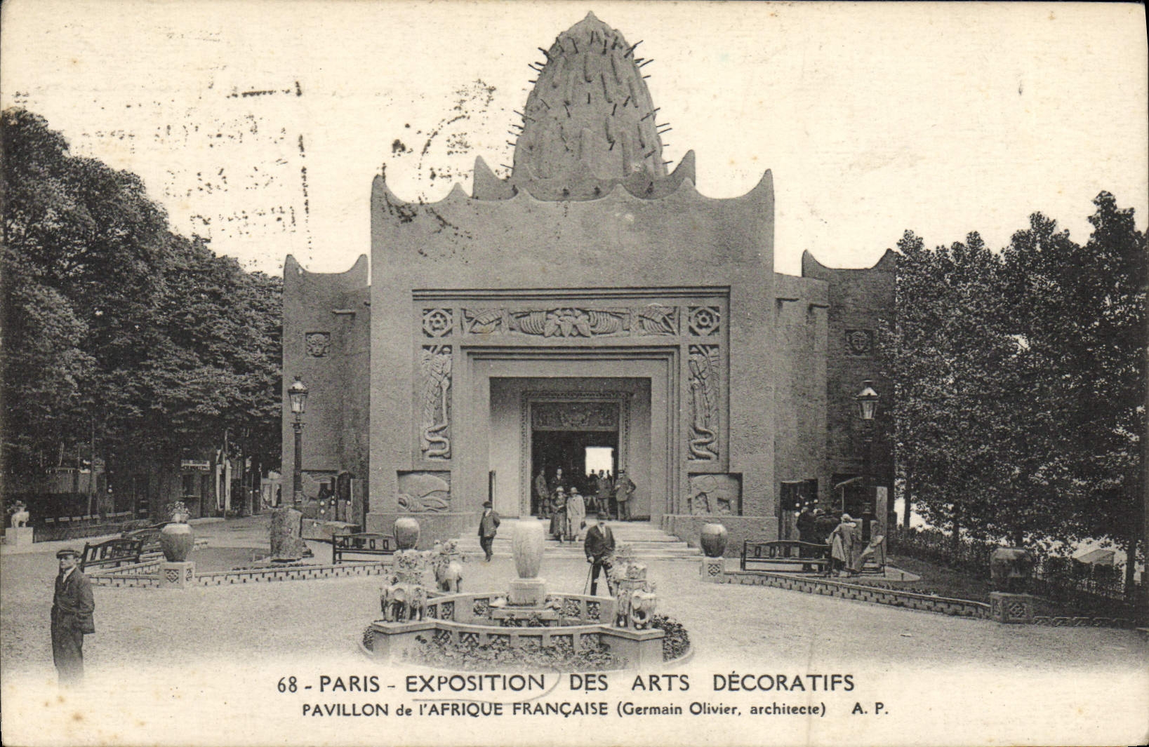 CPA Paris Exposition Des Arts Decoratifs Pavillon De I'Afrique Francaise Flamme Arsts Decoratifs