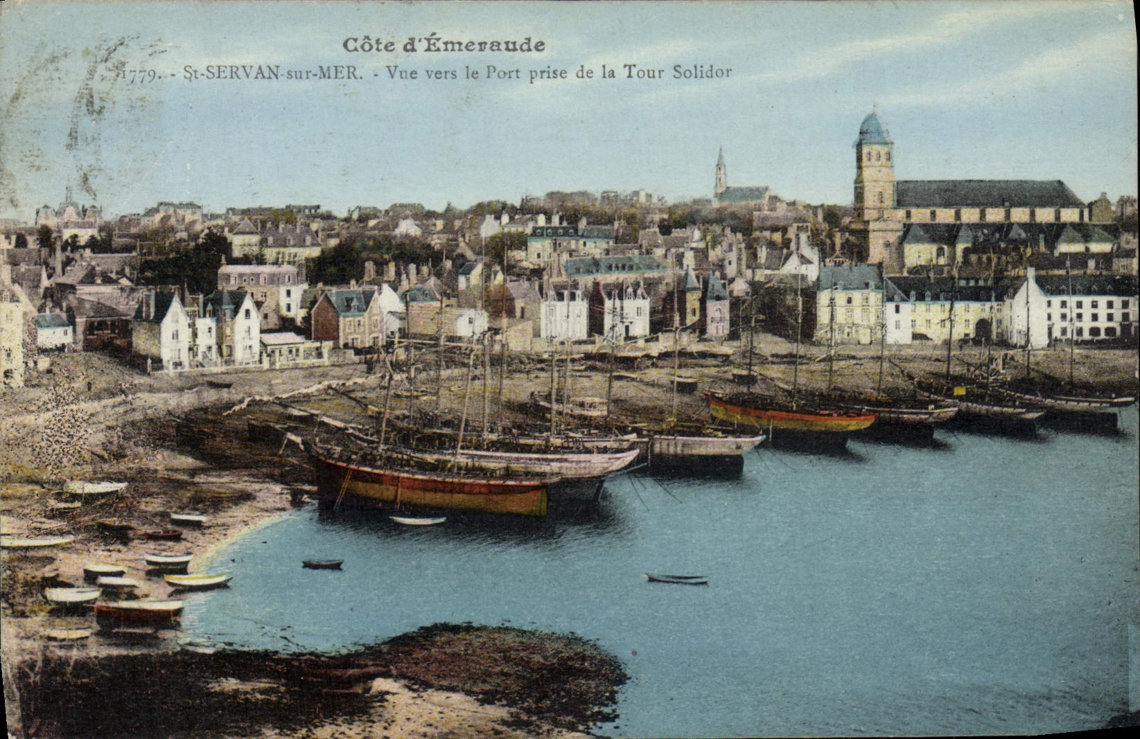 St Servan de la POSTAL de la VENDIMIA en el mar visto hacia el puerto tomado del barco de Solidor de la torre
