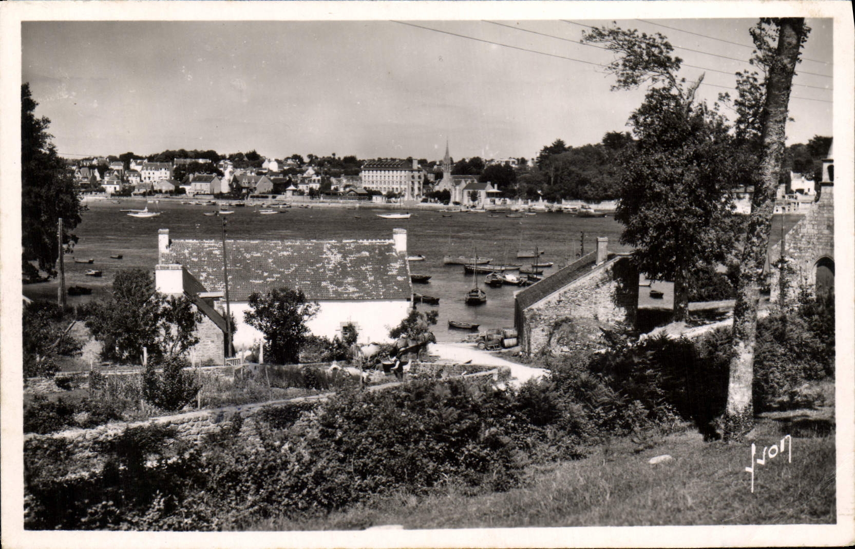 MODERN CARD Benodet View Taken Of co. Marine Daguin Seal