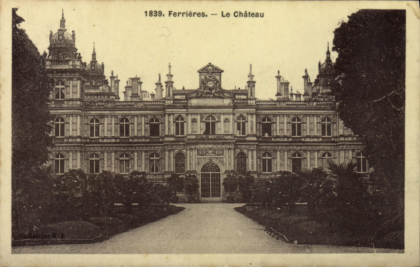 VINTAGE POSTCARD Tool bags the Castle