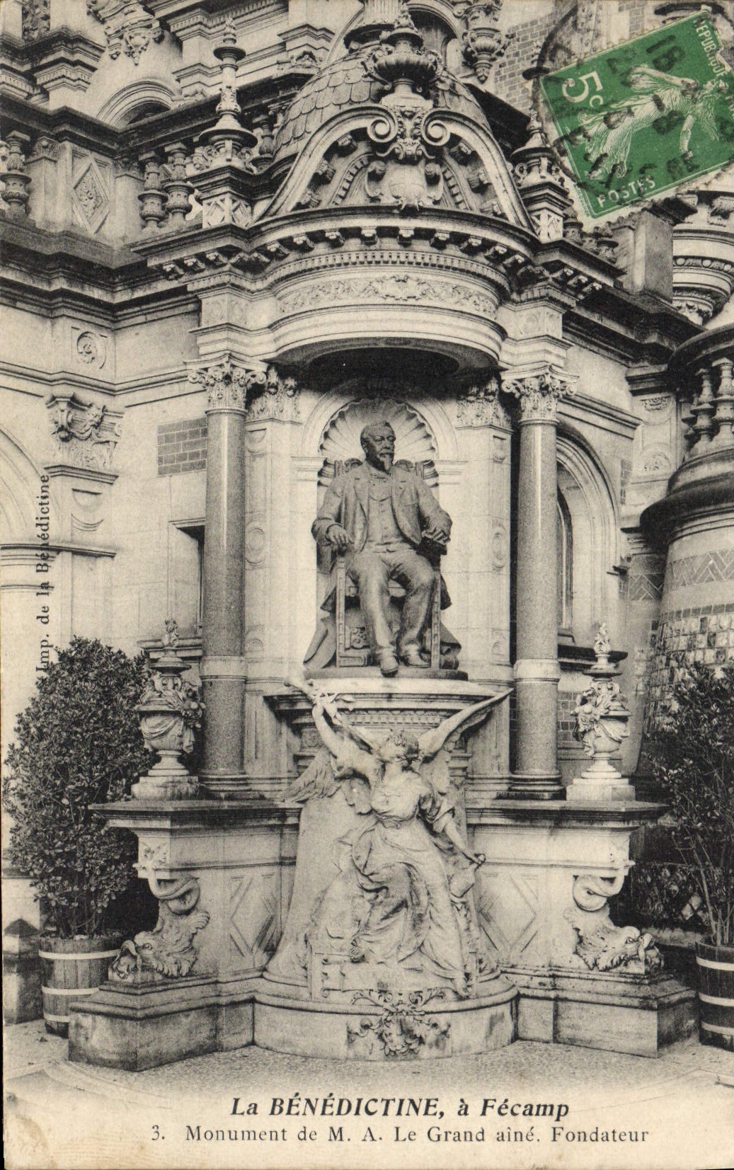 VINTAGE POSTCARD Benedictine has Fecamp Monument Of MR. has Large the Fondateur groin