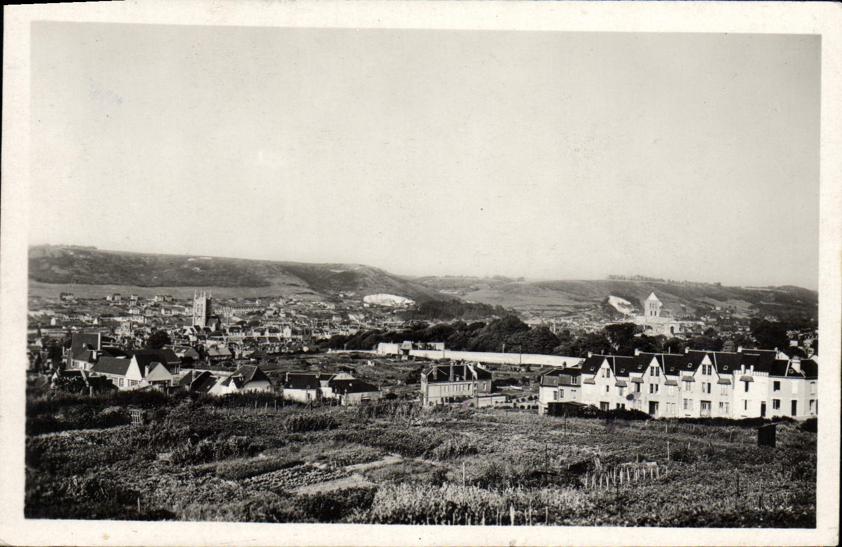 POSTAL MODERNA panorama de Fecamp