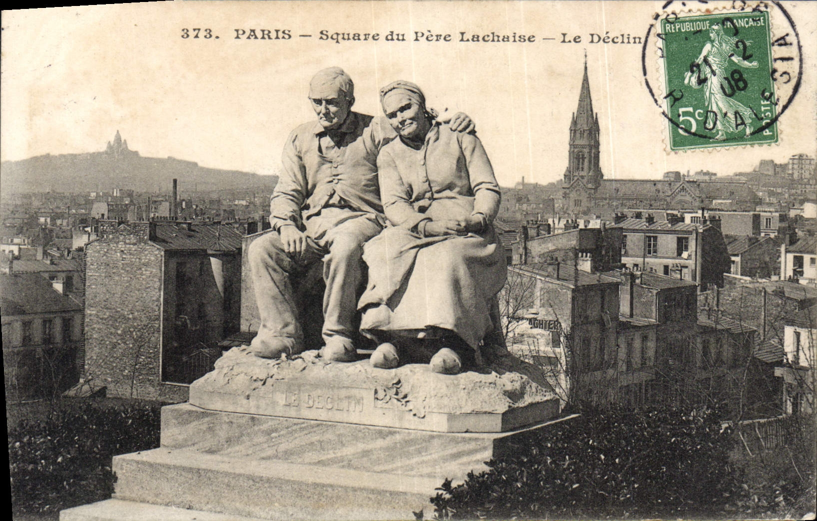CPA Paris Square Du Pere Lachaise Le Declin