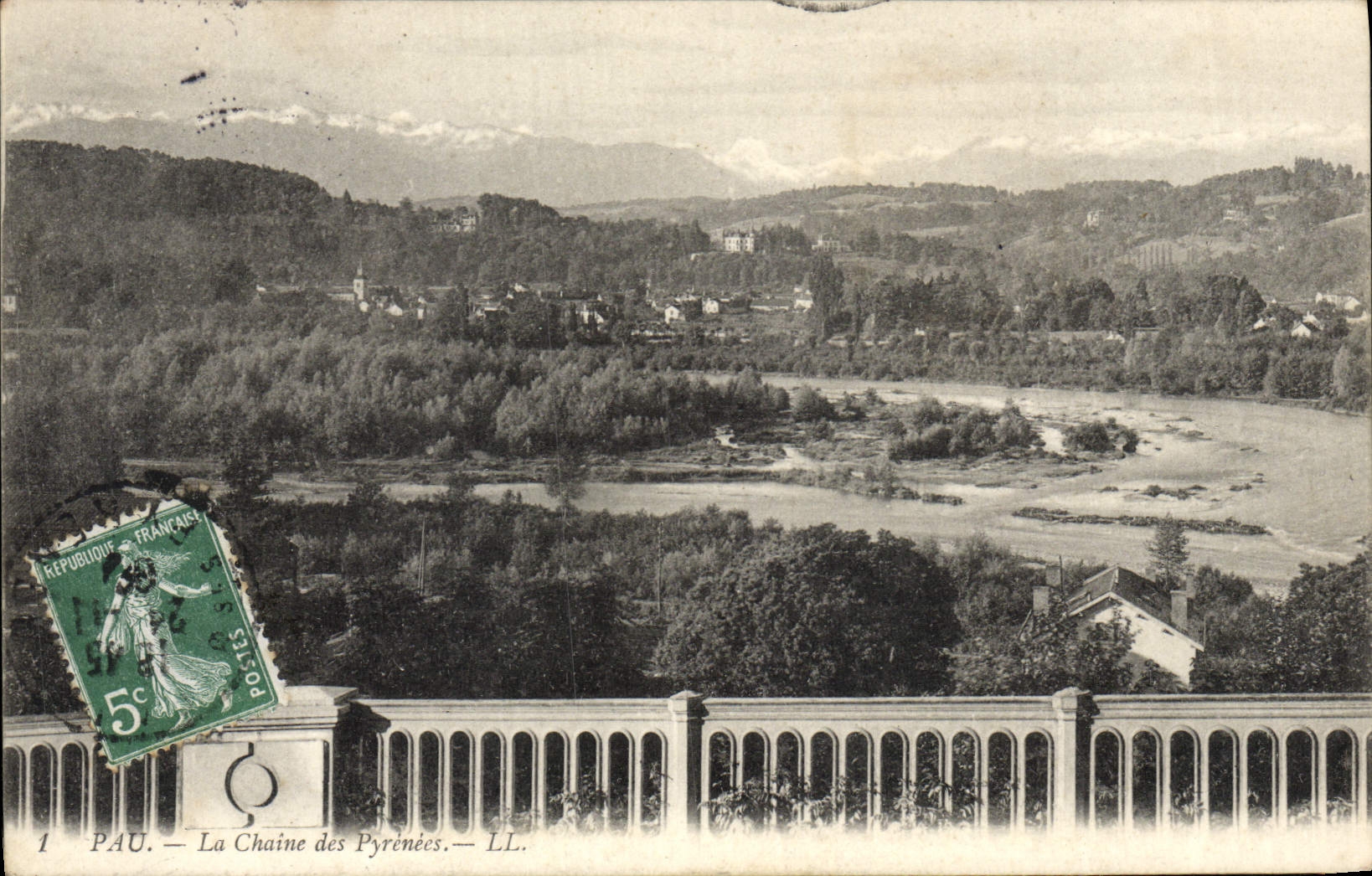 CPA Pau La Chaine Des Pyrenees