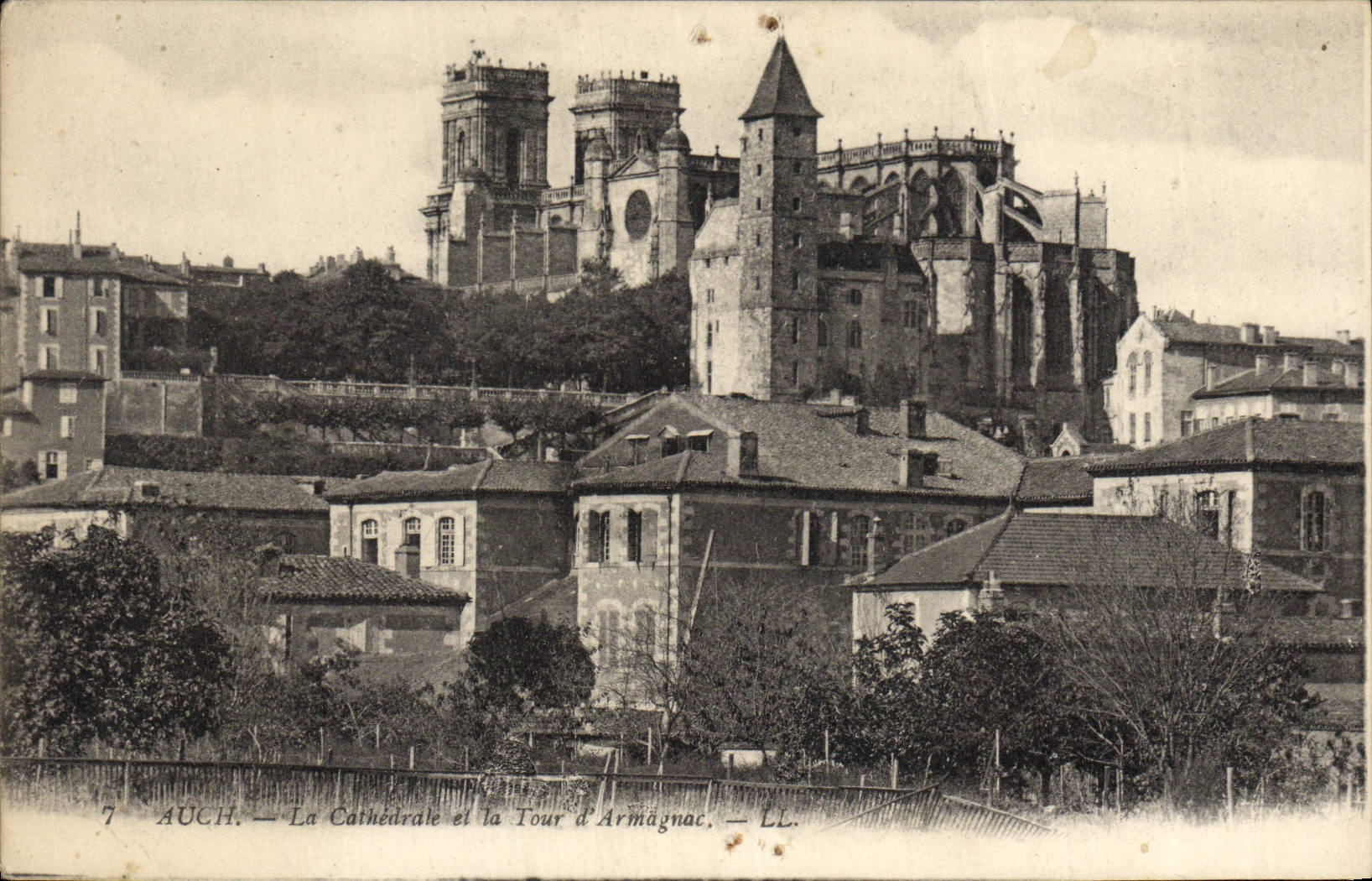 VINTAGE POSTCARD Auch the Cathedral And the Tower Of Armagnac