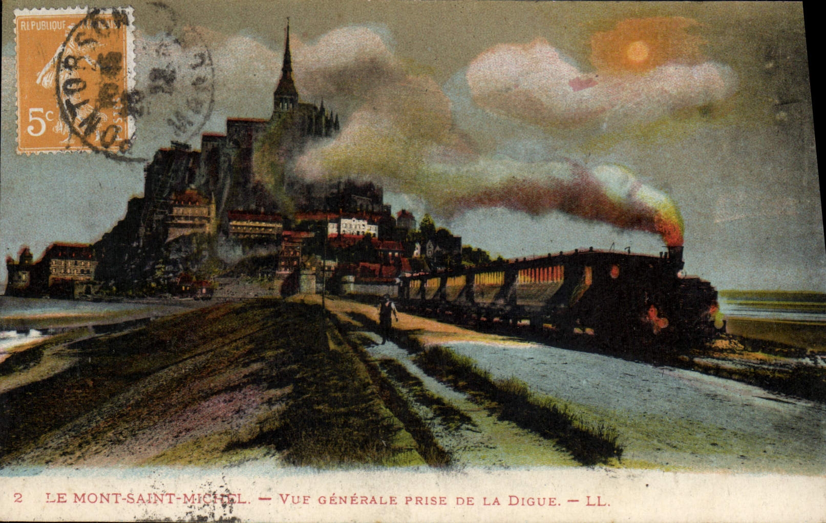 CPA Le Mont Saint Michel Vue generale prise de la digue Train 