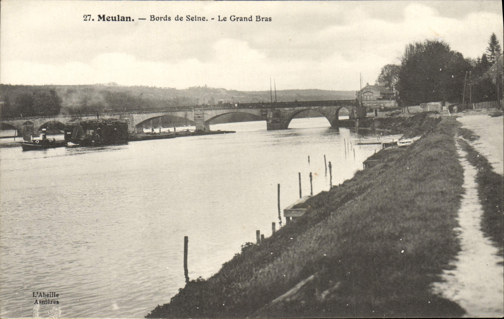 VINTAGE POSTCARD Meulan Edges Of the Seine the Large Arm Boat