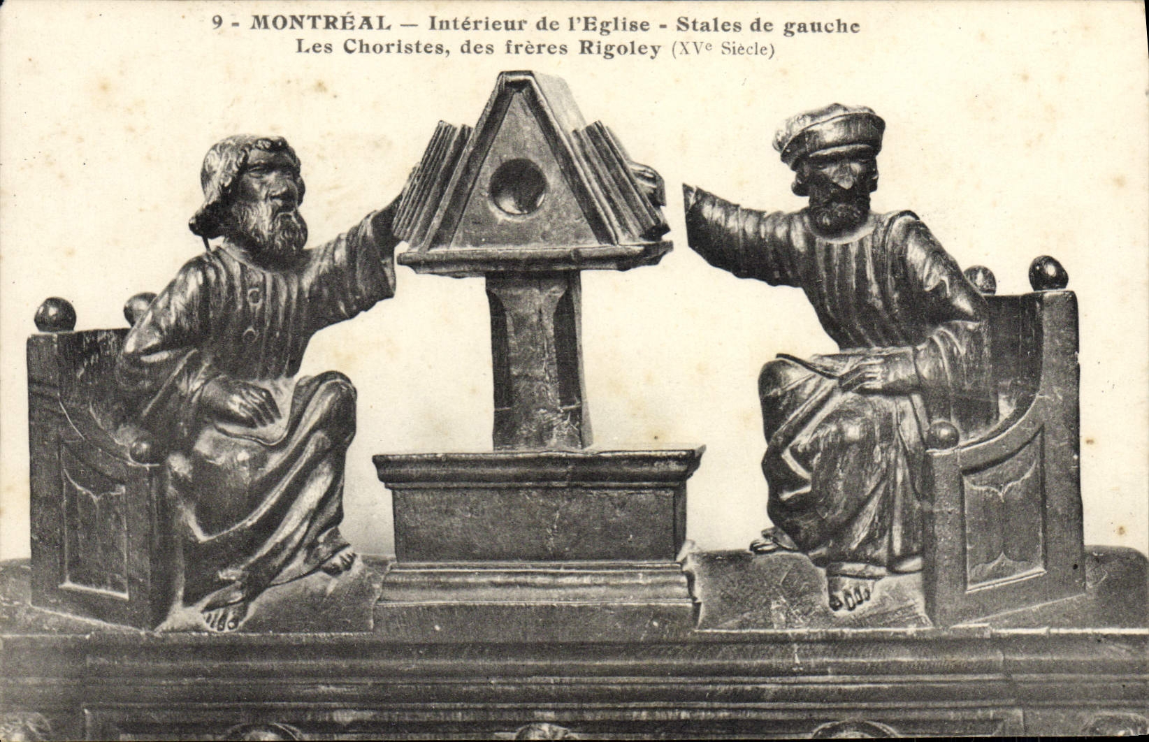 CPA Montreal Interieur De I'Eglise Stalles de gauche Les choristes des freres Rigoley