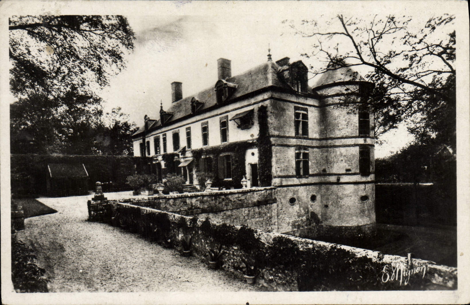 MODERN CARD Egreville Castle De Massenet