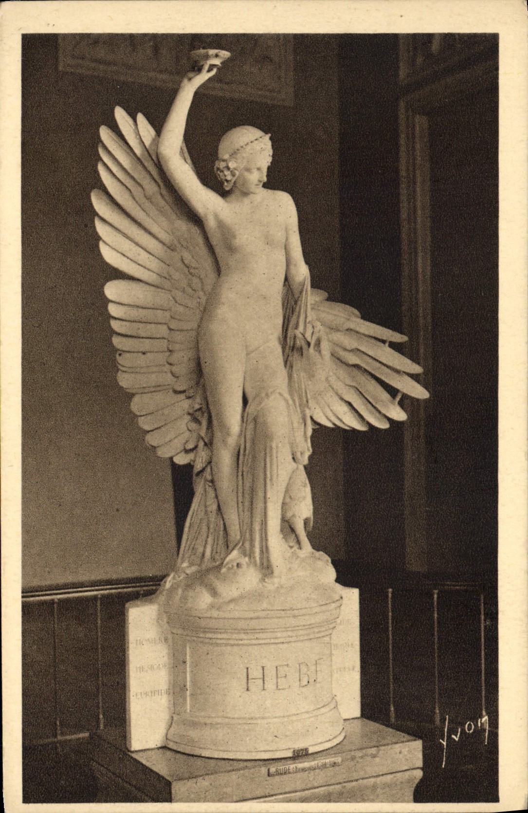 CPA Dijon Le Musee Statue Hebe De Rude