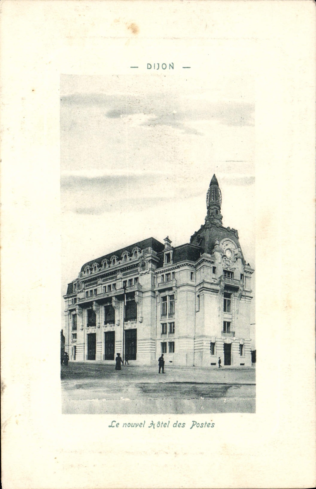 VINTAGE POSTCARD Dijon the New Post office building