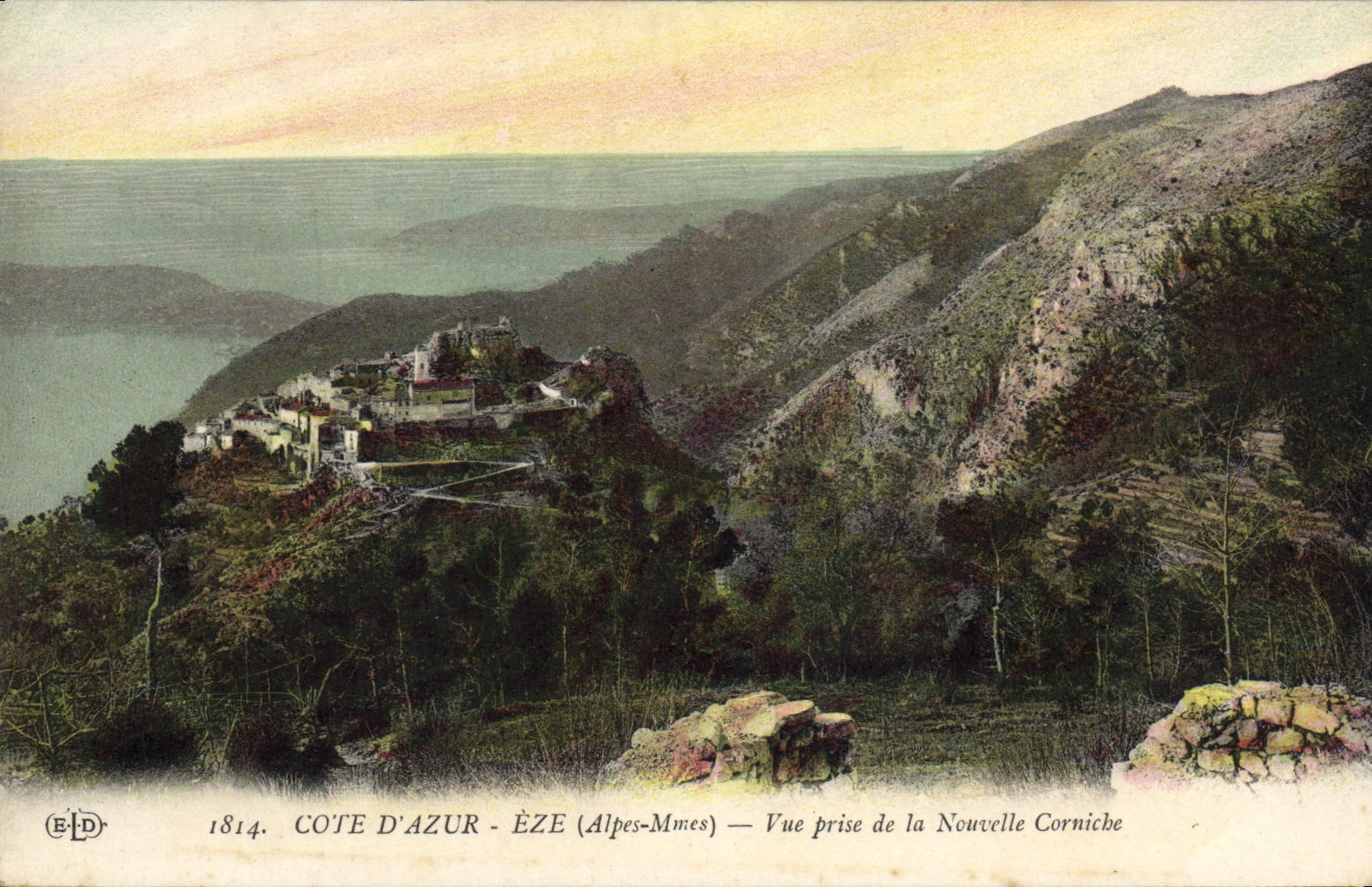 Dimensión de la POSTAL de la VENDIMIA del azul de Eze vista de la nueva cornisa