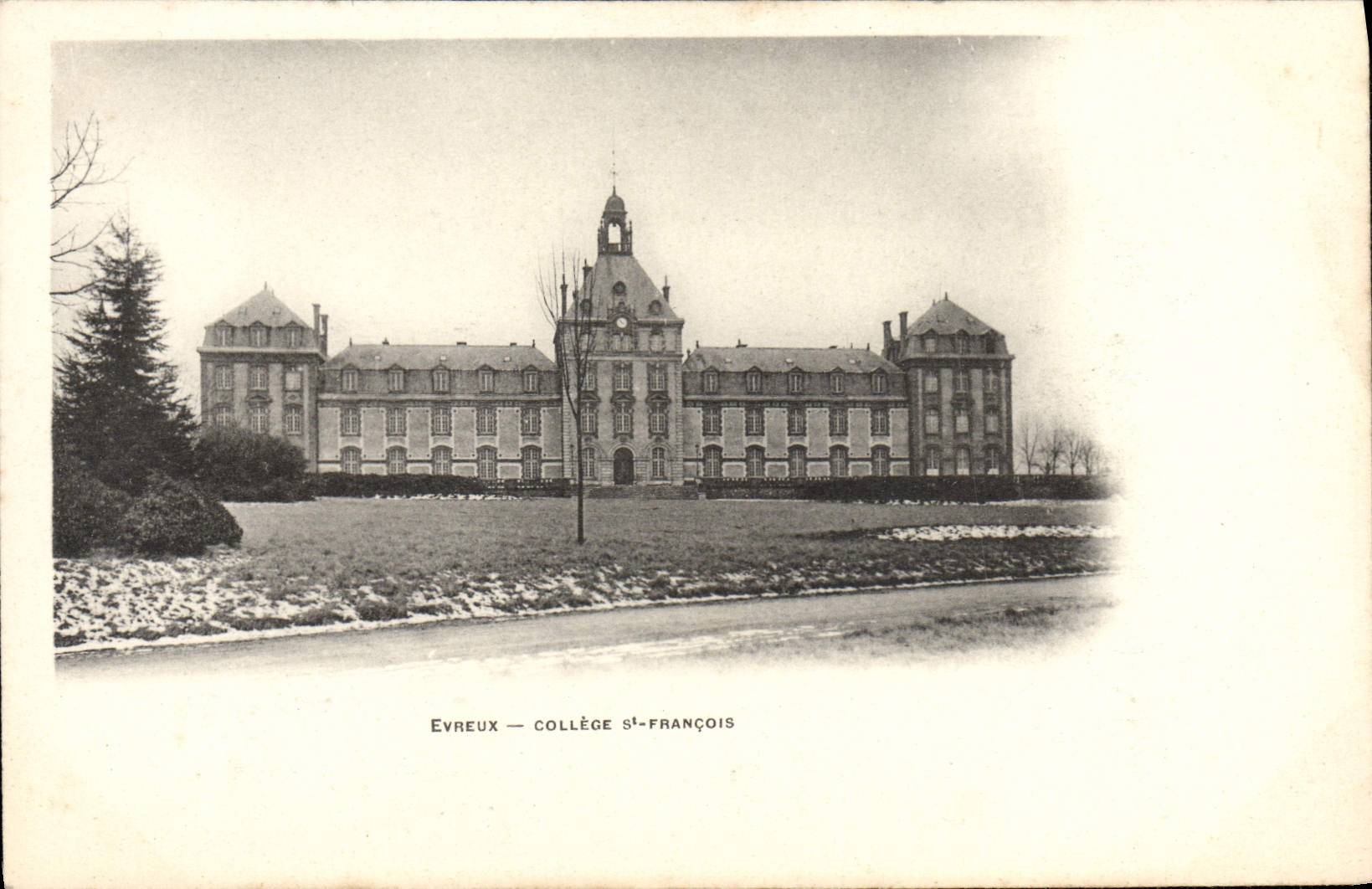 VINTAGE POSTCARD Evreux College St François