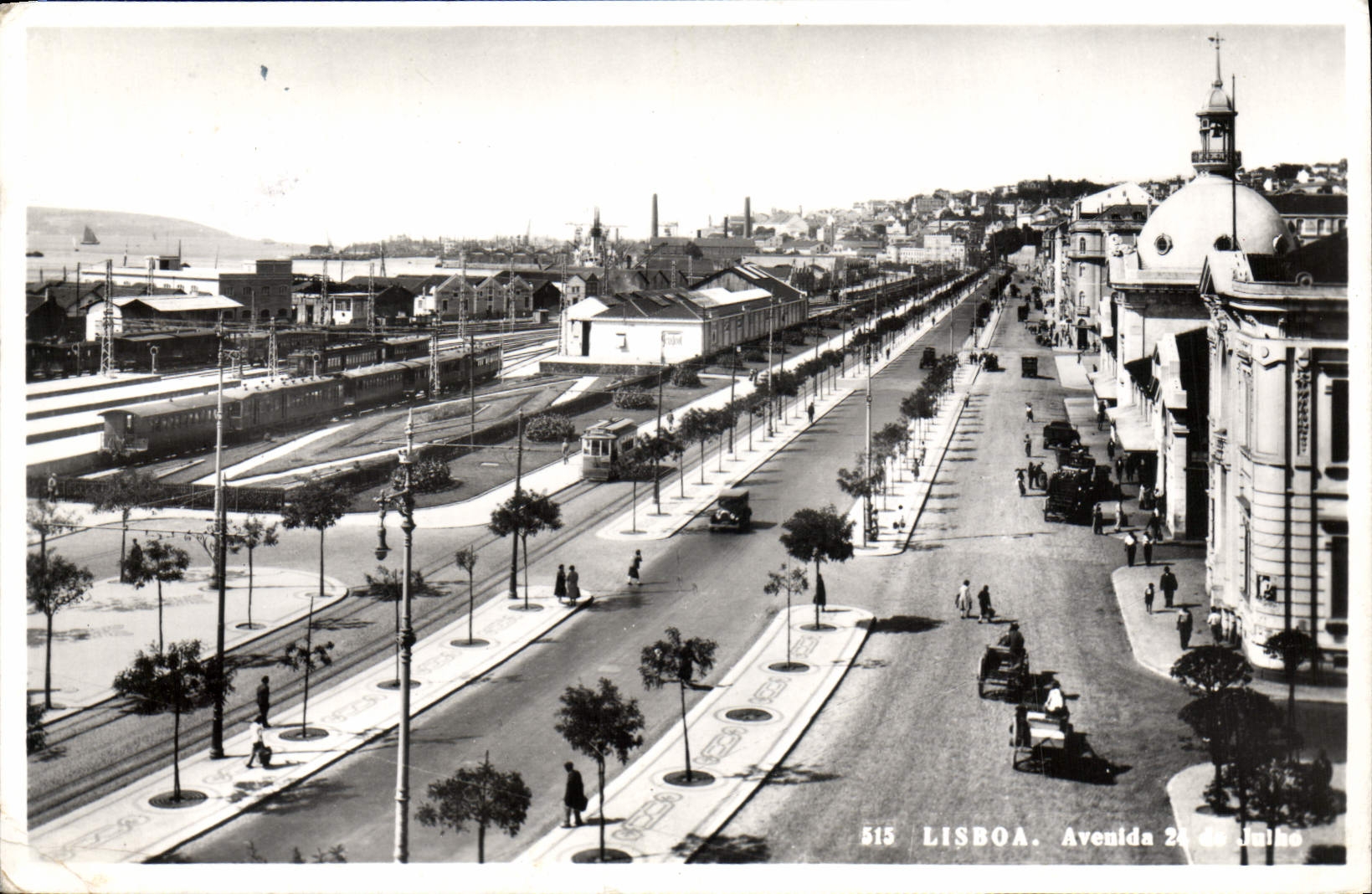 MODERN CARD Lisboa Avenida 24 of Juilho