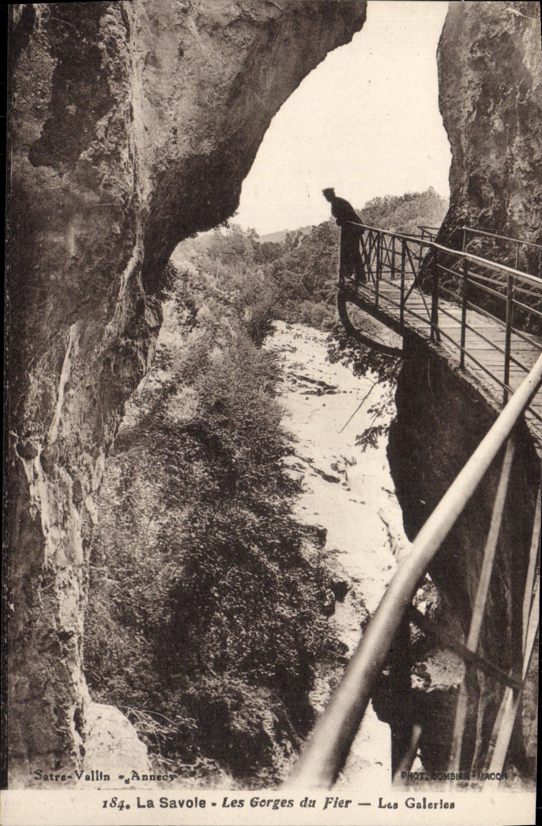 VINTAGE POSTCARD Falls of Trusting the galleries