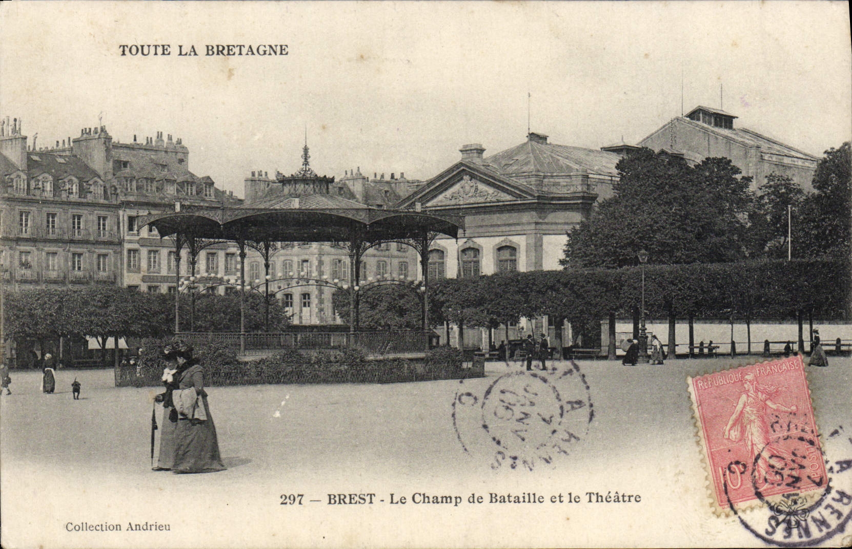 CPA Brest Le Champ de Bataille et le Theatre