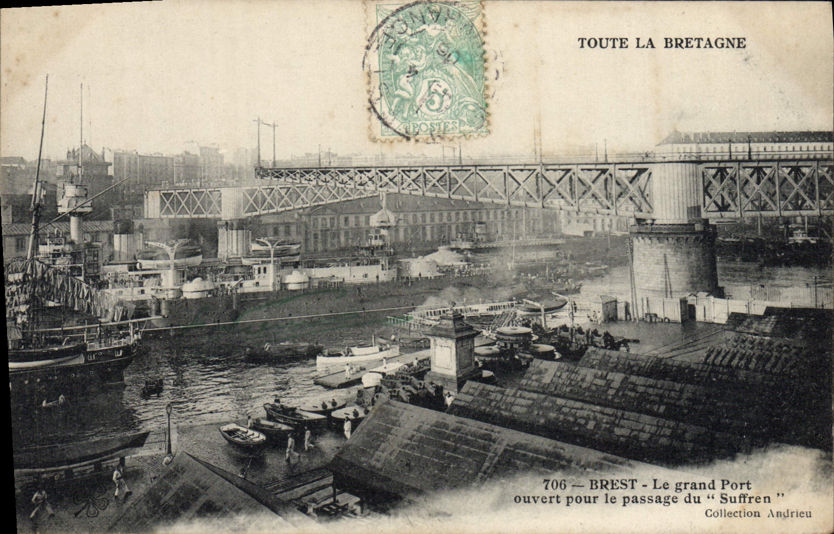 CPA Brest Le grand Port ouvert pour le passage du Suffren Bateau